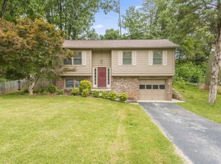 7521 Kerri Way, Knoxville, TN 37909