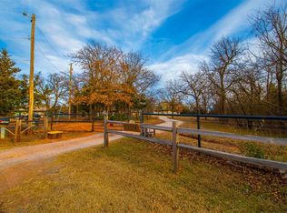 13274 Amanda Ln, Edmond, OK 73034