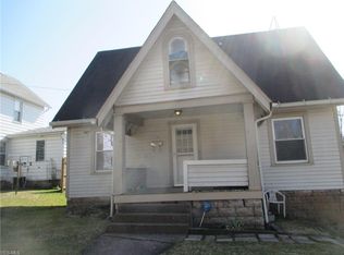 58 Pine St, Struthers, OH 44471