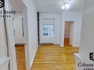 8 Cleveland Pl #10, Boston, MA 02113