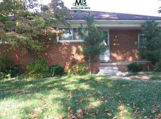 24340 Seneca St, Oak Park, MI 48237