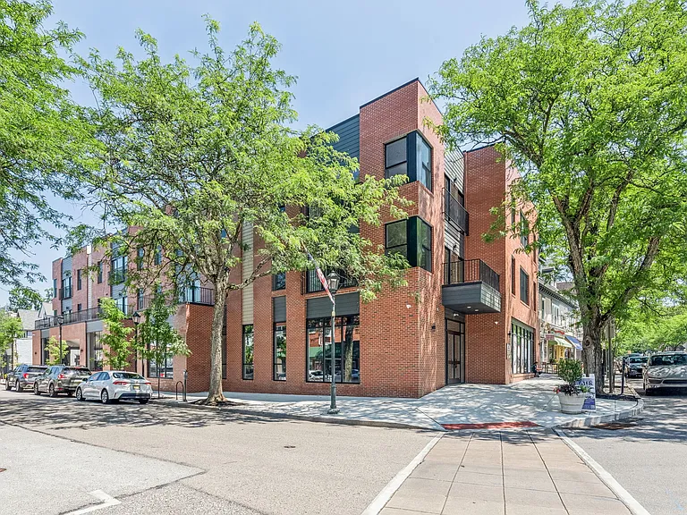 203 Haverford Ave #201 — Photo 34