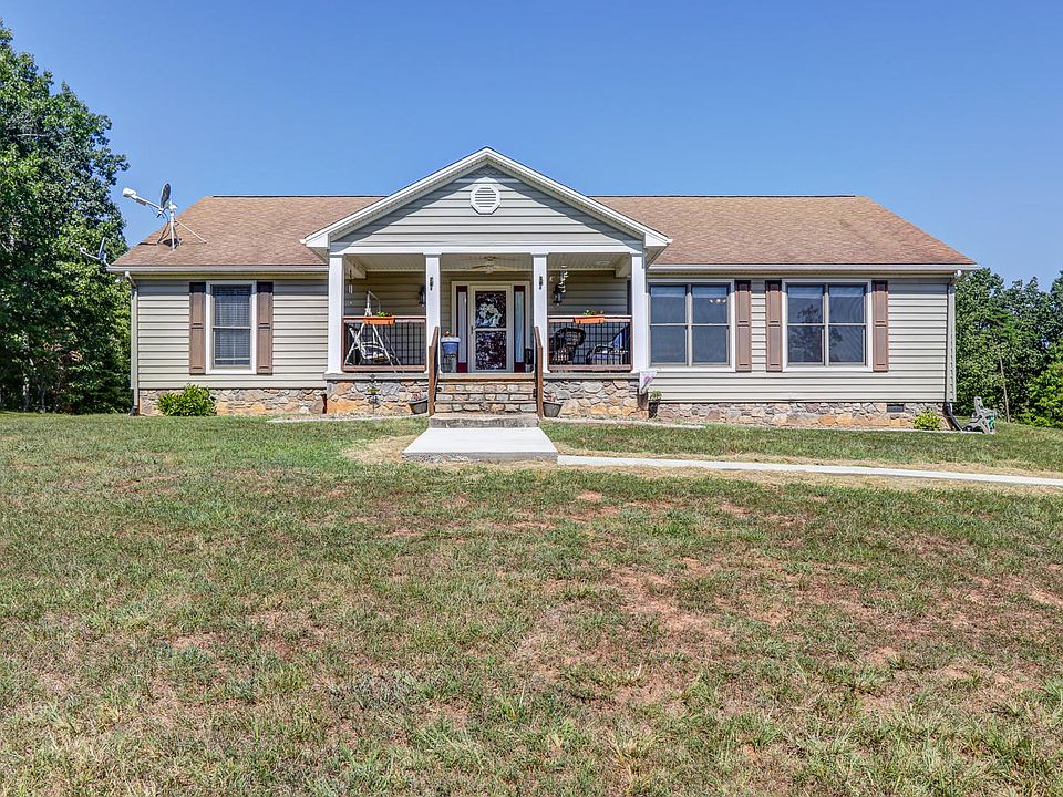 1st image of 1307 Greenleaf Pl