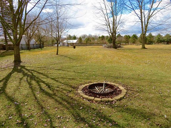 5th image of 416 Bellers Ct