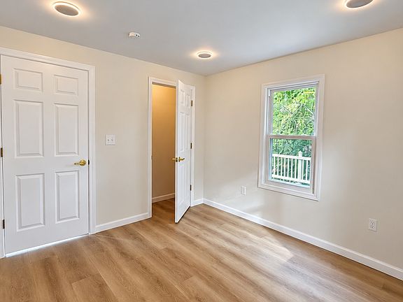 2nd image of 231 Rodi Rd