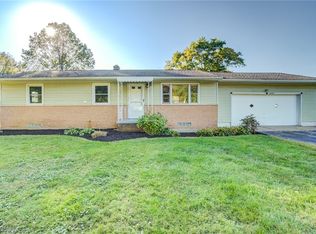 4576 Venus Rd, Uniontown, OH 44685