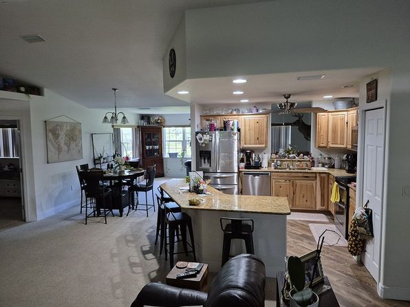 5833 Apple Rd