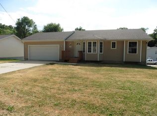 5810 SW 4th St, Des Moines, IA 50315