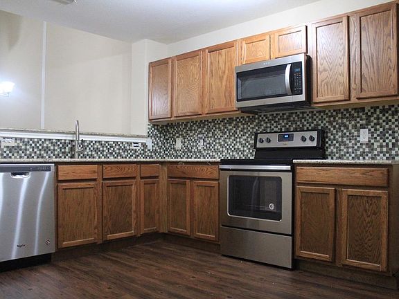 4th image of 10311 Darkwood Dr