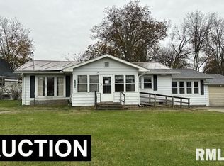 119 W Main St, Galatia, IL 62935
