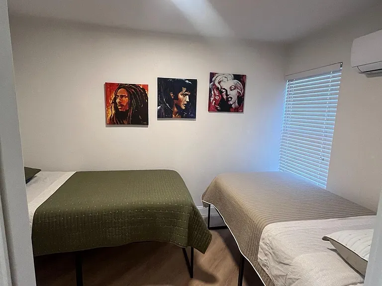 2040 Falconhurst Pl #2040 — Photo 8