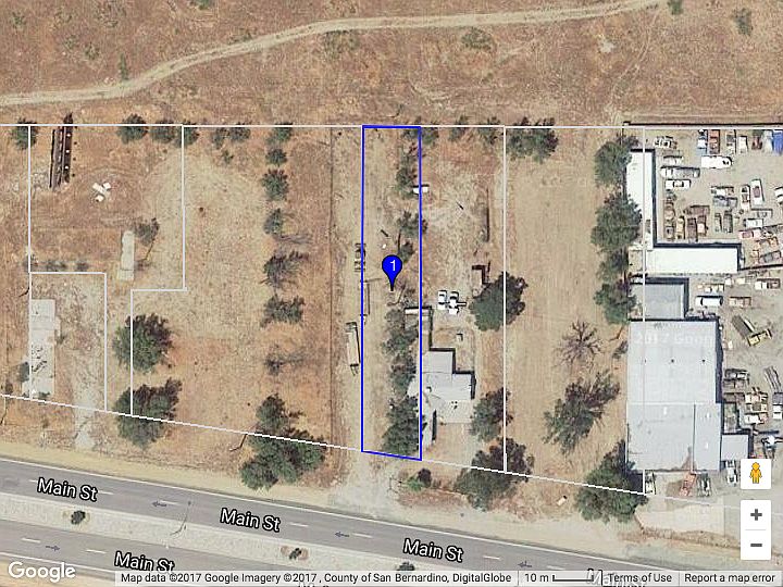 2nd image of 49604 Main St
