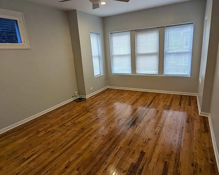1052 N Springfield Ave #2 — Photo 2