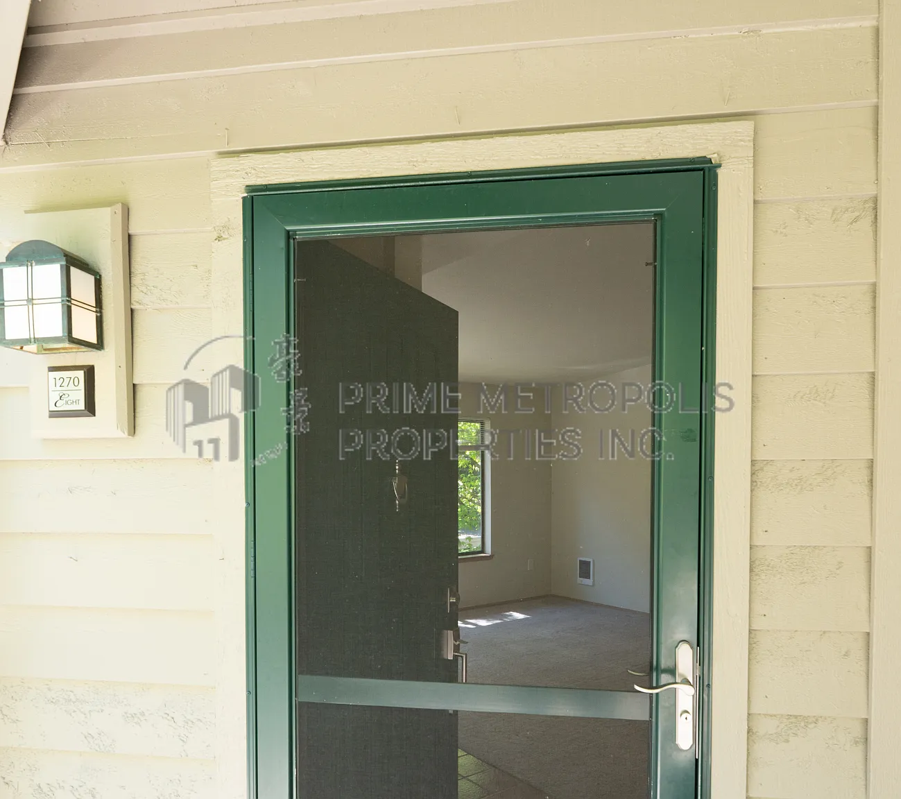 1270 Bellevue Way NE Unit 8 Bellevue WA 98004 LCG - 8 — Photo 2