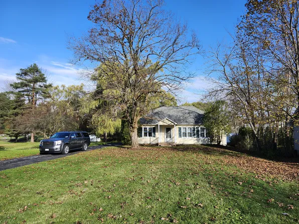 2 Highland St, Skaneateles, NY 13152