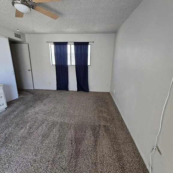 690 Paseo Granada — Photo 14