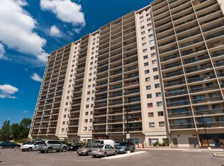Residences of Harding Square, Toronto, ON M6M 0A4