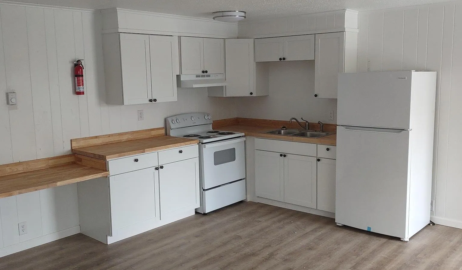 3014 Forestdale Ave — Photo 1