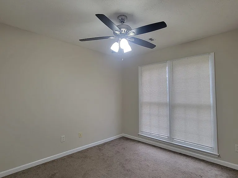 11 Running Bear Dr — Photo 11