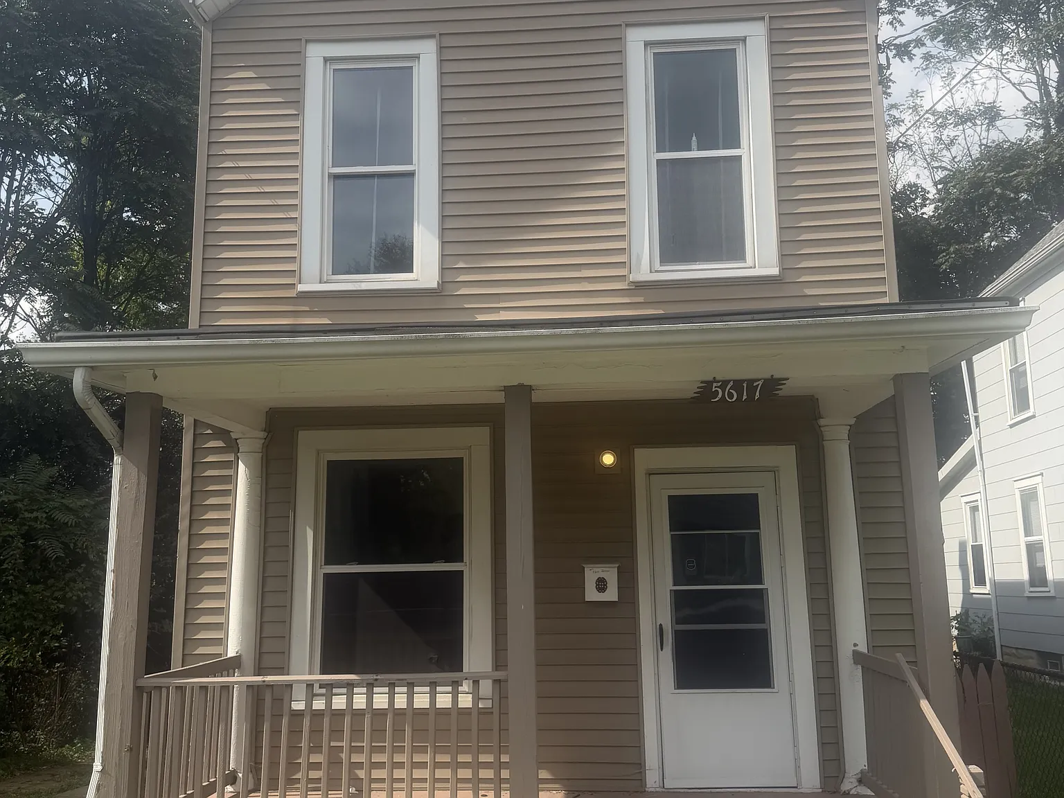 5617 Abbottsford Avenue - 1 — Photo 1