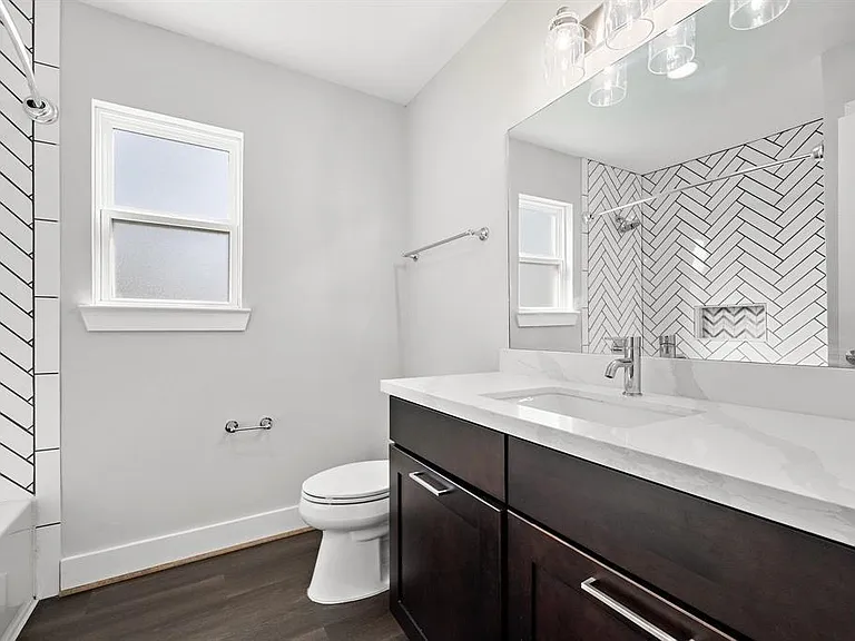1511 McNeil St — Photo 16