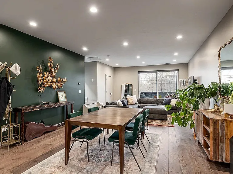 3 bed, 3.5 bath, 1702 sqft, $3,000 — Photo 4