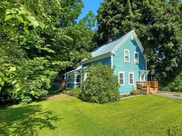 34 Church Street, Livermore Falls, ME 04254