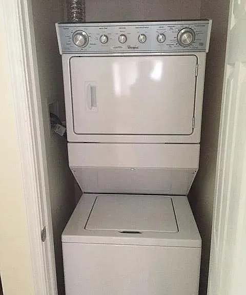 1310 Irving St #3 — Photo 4