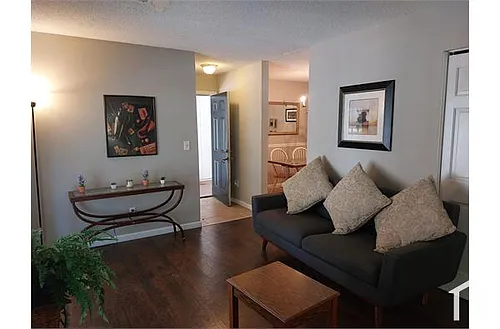 3607 Woodbriar Cir Photo 1