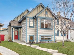 133 W Copperfield Gdns SE, Calgary, AB T2Z 4C2