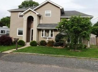 125 Belluscio St, Monroe Township, NJ 08831