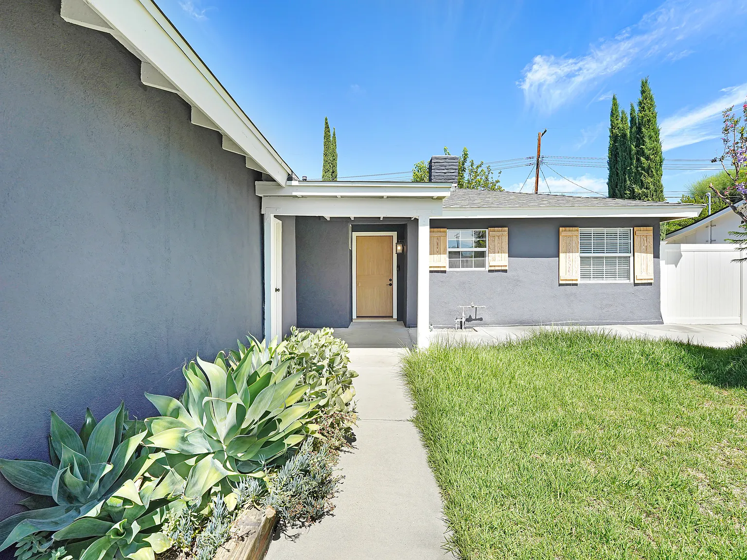 3 bed, 1550 sqft, $6,000 — Photo 2