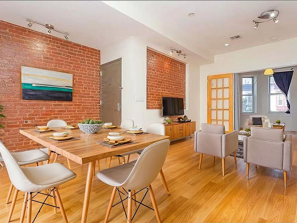 1st image of 778 Lincoln Pl APT 1L