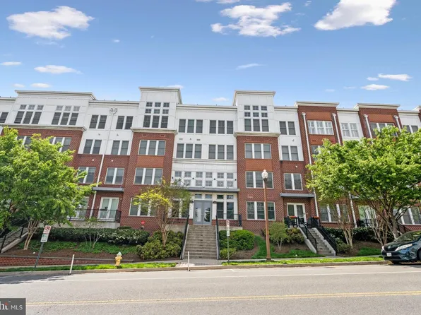 1418 Rhodes #B117, Arlington, VA 22209