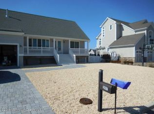 207 Ketch Rd, Mantoloking, NJ 08738