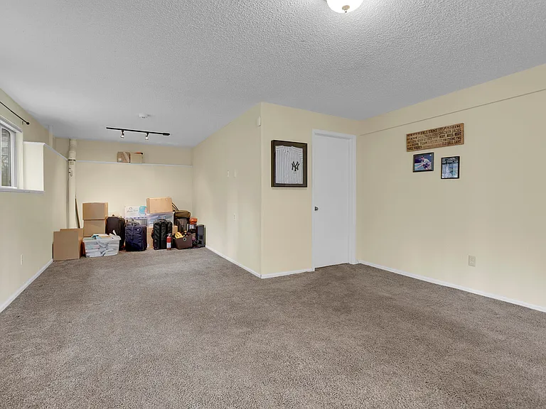 9209 William Cody Dr — Photo 18