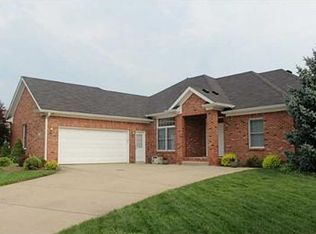 10222 E Wayward Wind Dr, Indianapolis, IN 46239