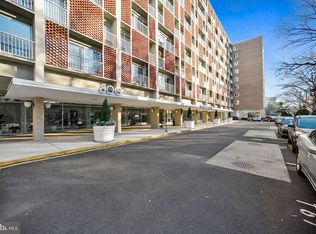 800 4th St SW APT S201, Washington, DC 20024