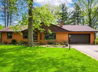 3775 Kauffman Rd, Stow, OH 44224