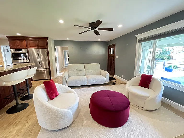 254 Gil Blas Rd — Photo 2
