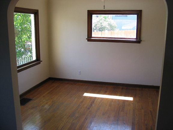 2nd image of 2302 S Hosmer St