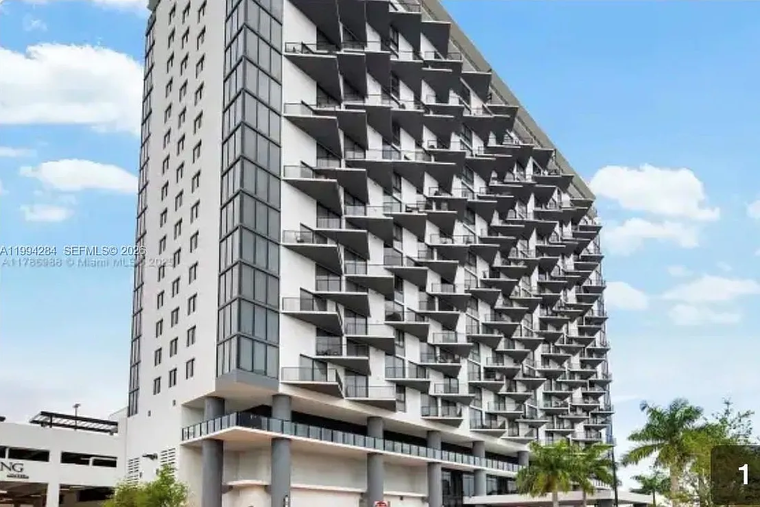 2 bed, 1.0 bath, $3,500 — Photo 1