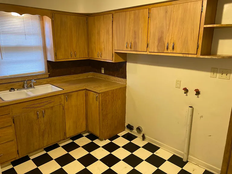 107 Norman Rd #A — Photo 2