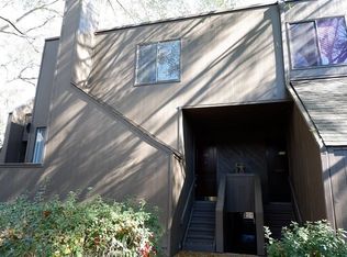 236 Litchfield Ln, Houston, TX 77024