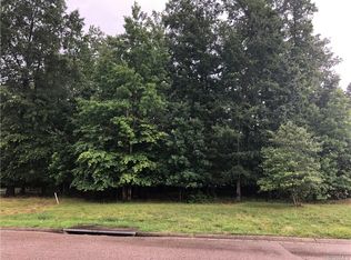 1601 Bluewater Ter, Chester, VA 23836