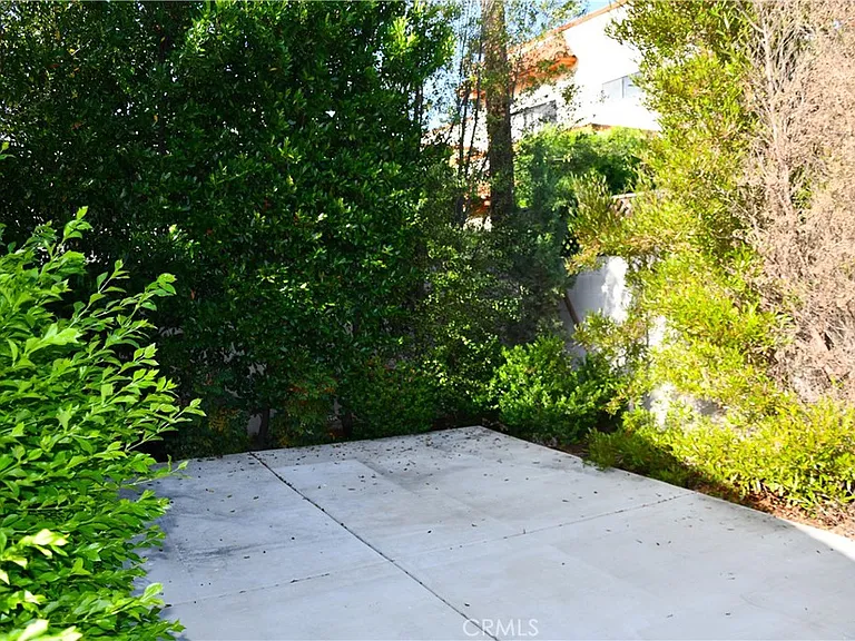 132 S Lime St — Photo 33