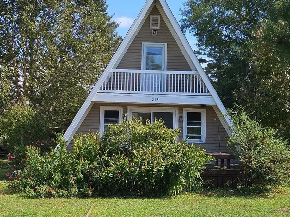 213 Bogue Sound Dr, Cape Carteret, NC 28584