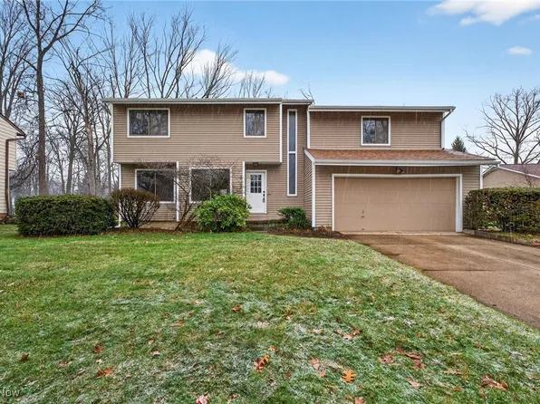 7627 Newton Dr, Mentor, OH 44060