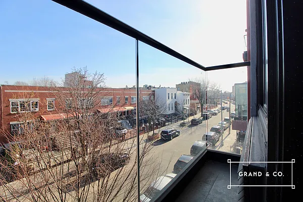 Rented by Grand & Co. | media 20