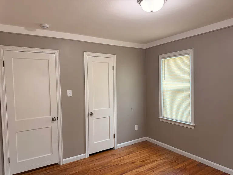 21826 Cushing Ave — Photo 12